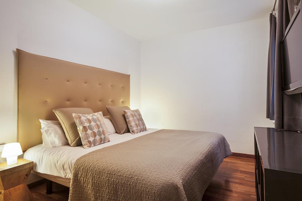 Canela Homes Barcelona Universitat Номер фото