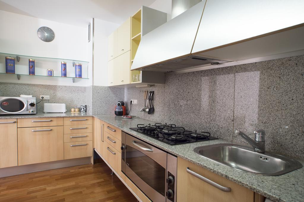 Canela Homes Barcelona Universitat Экстерьер фото